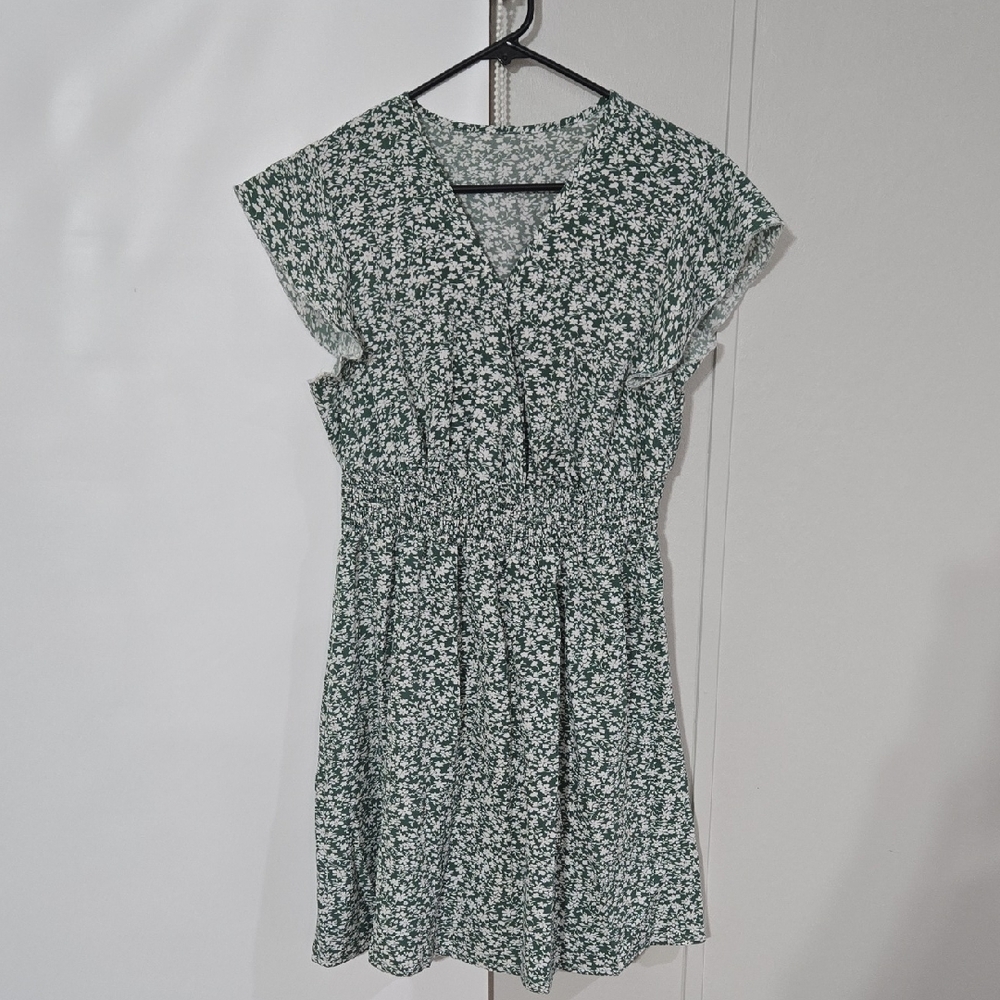SHEIN Green Floral V-Neck Mini Dress